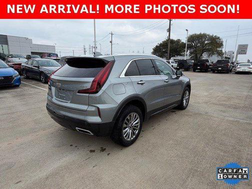 2025 Cadillac XT4 Premium Luxury