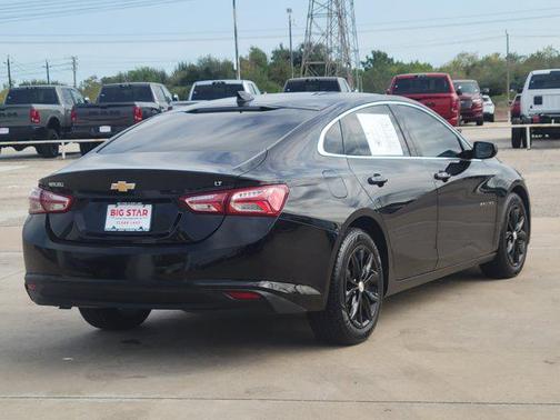 2022 Chevrolet Malibu LT