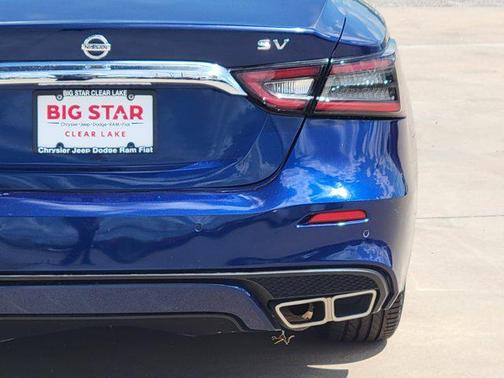 2023 Nissan Maxima SV