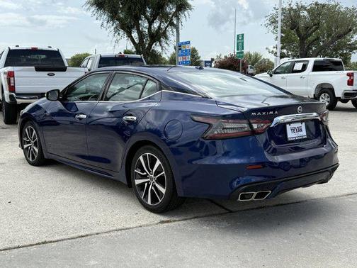 2023 Nissan Maxima SV