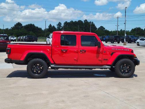 2025 Jeep Gladiator High Tide