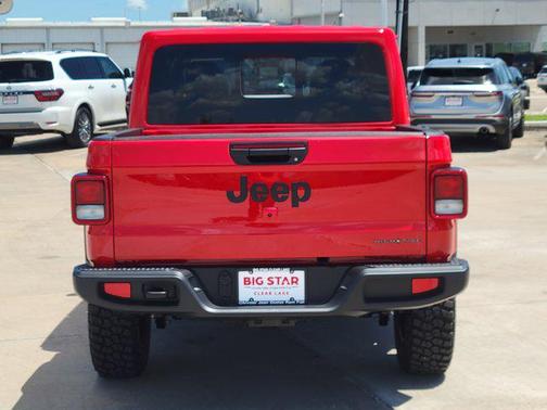 2025 Jeep Gladiator High Tide