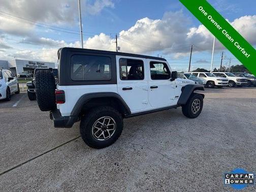 Bright White Clearcoat 2025 Jeep Wrangler Rubicon