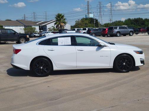 2024 Chevrolet Malibu LT