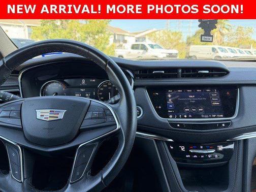 2023 Cadillac XT5 Luxury