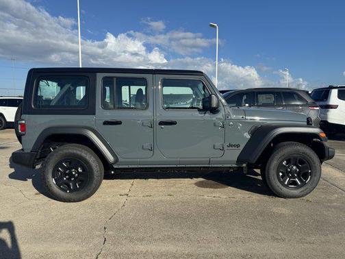 2025 Jeep Wrangler Sport