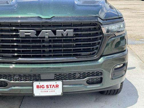 Serrano Green Metallic 2026 RAM 1500 Laramie