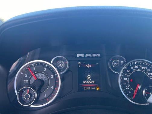 Diamond Black Crystal Pearlcoat 2024 RAM 3500 Tradesman