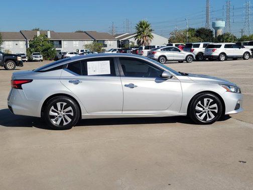 2020 Nissan Altima 2.5 S