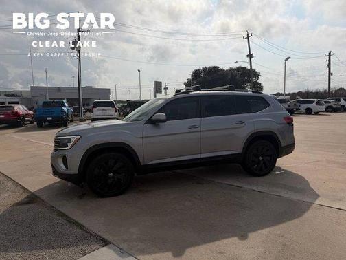 2024 Volkswagen Atlas 2.0T SE w/Technology