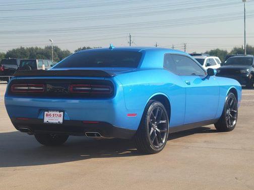 2023 Dodge Challenger SXT
