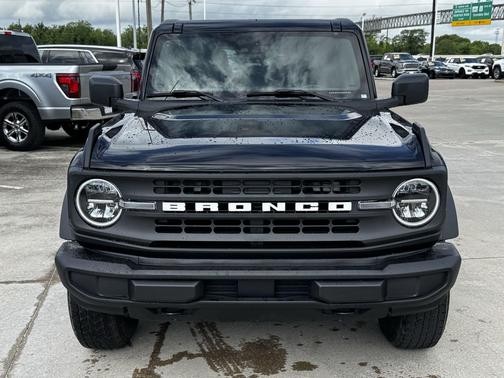 Shadow Black 2025 Ford Bronco Big Bend
