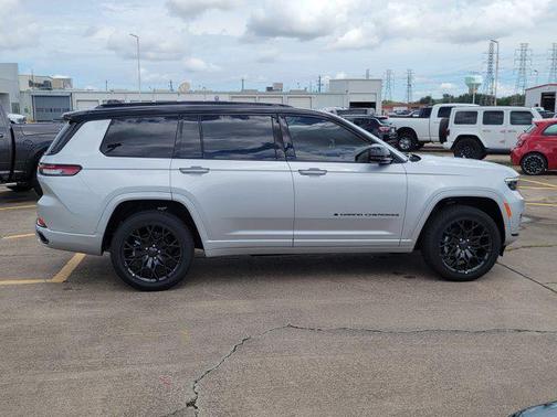2025 Jeep Grand Cherokee L Summit