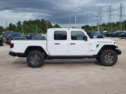 2025 Jeep Gladiator Mojave