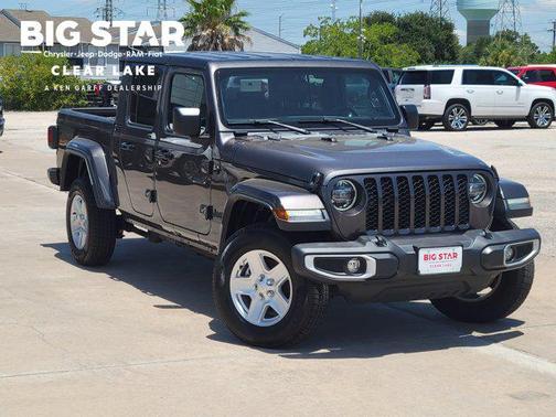 2022 Jeep Gladiator Sport S