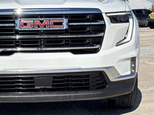 2024 GMC Acadia FWD Elevation