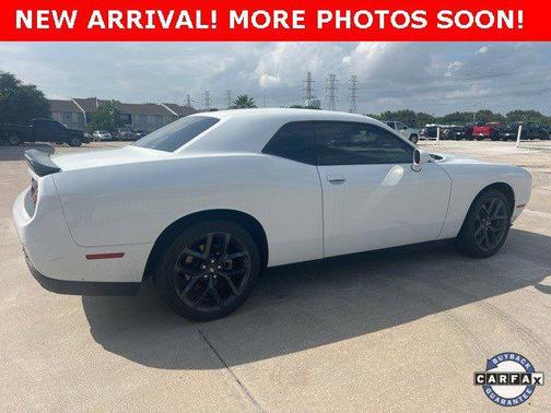 2022 Dodge Challenger SXT