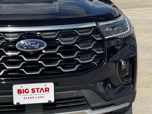 Black Metallic 2026 Ford Explorer Platinum