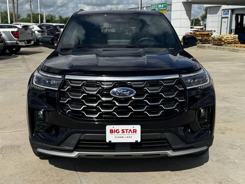 Black Metallic 2026 Ford Explorer Platinum