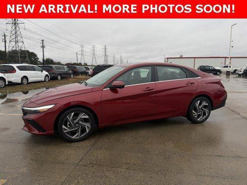 2024 Hyundai ELANTRA Limited