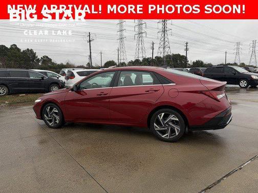 2024 Hyundai ELANTRA Limited