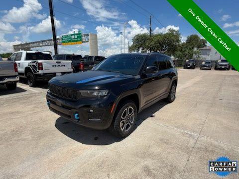 Diamond Black Crystal Pearlcoat 2022 Jeep Grand Cherokee 4xe Trailhawk