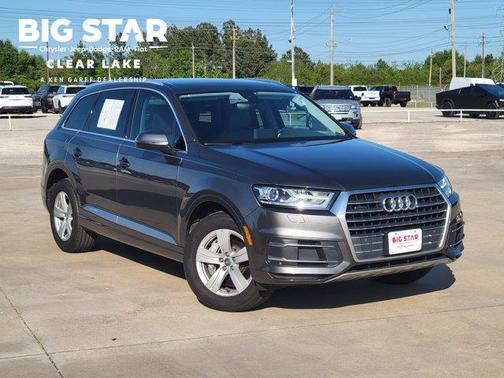 2019 Audi Q7 45 Premium