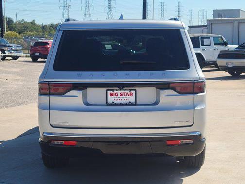 2023 Jeep Wagoneer L Series III