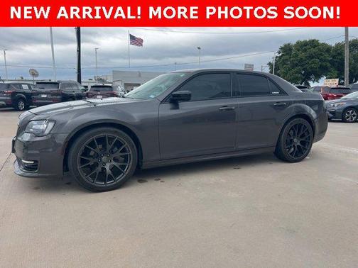 2020 Chrysler 300 Touring