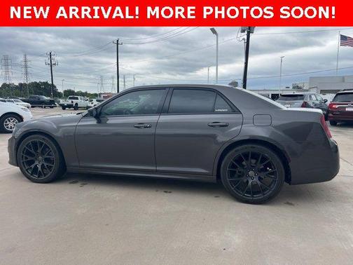 2020 Chrysler 300 Touring
