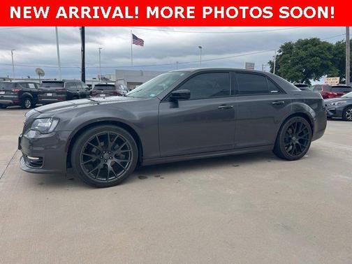 2020 Chrysler 300 Touring