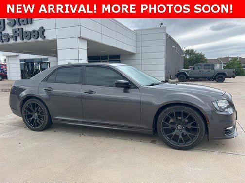 2020 Chrysler 300 Touring