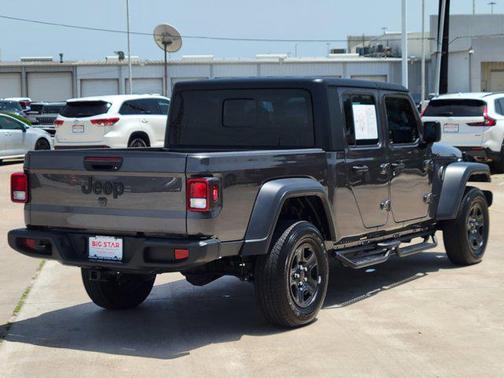 2024 Jeep Gladiator Sport