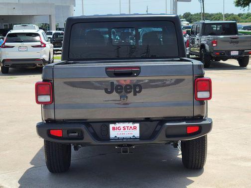 2024 Jeep Gladiator Sport