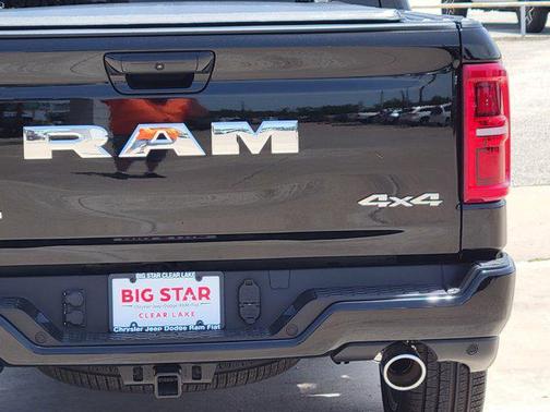 2025 RAM 1500 ST