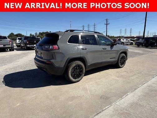2023 Jeep Cherokee Altitude