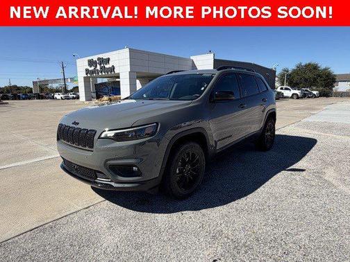 2023 Jeep Cherokee Altitude