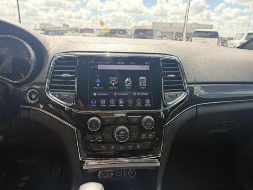 2020 Jeep Grand Cherokee Overland