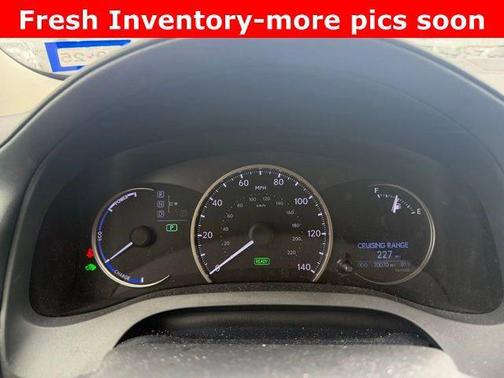 Red Line 2016 Lexus CT 200h Base
