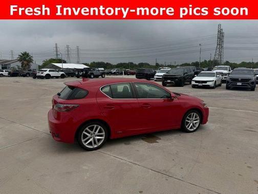 Red Line 2016 Lexus CT 200h Base