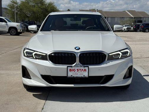 White Metallic 2025 BMW 330 i xDrive