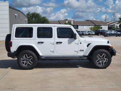 2025 Jeep Wrangler Sahara