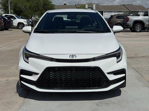 Ice 2024 Toyota Corolla SE