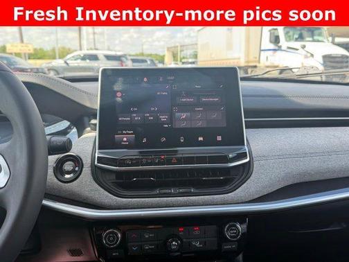 Gray 2024 Jeep Compass Latitude