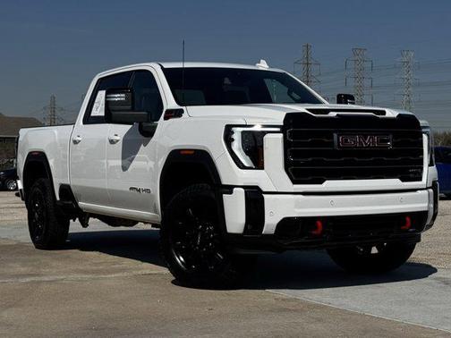 2025 GMC Sierra 2500 AT4