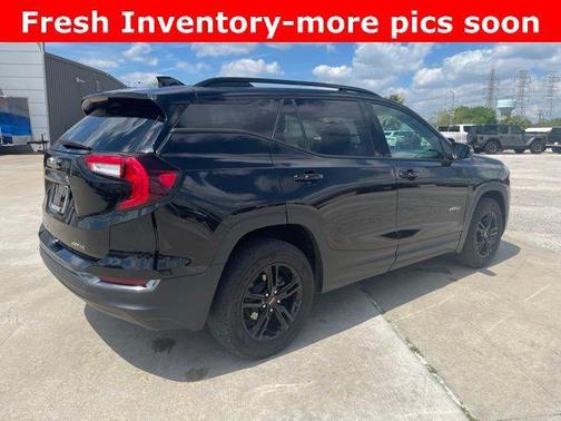 2023 GMC Terrain AT4
