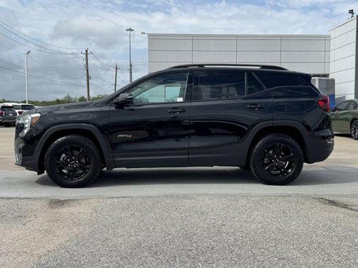 Ebony Twilight Metallic 2023 GMC Terrain AT4
