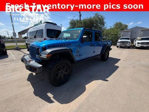 Hydro Blue Pearlcoat 2022 Jeep Gladiator Mojave