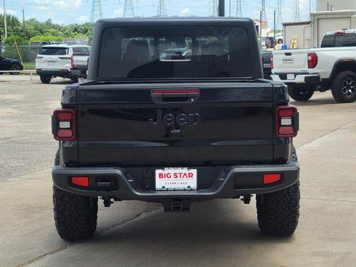 2025 Jeep Gladiator Willys