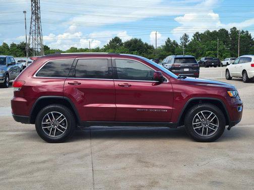 2020 Jeep Grand Cherokee Laredo